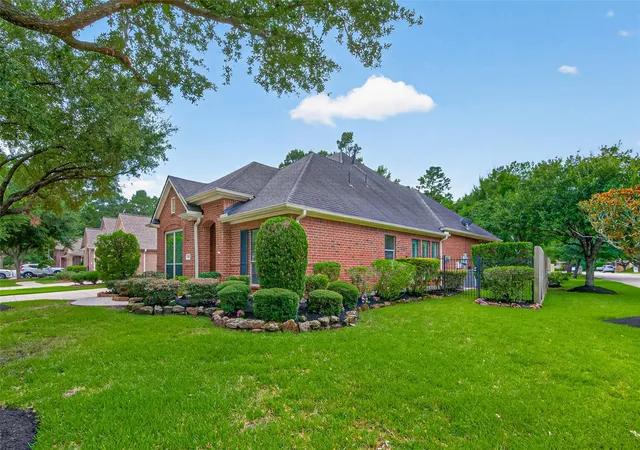 Homes for sale in Kingwood, TX | 1823 Arbor Forest Trl, Kingwood, TX 77345 | MLS# 15328186