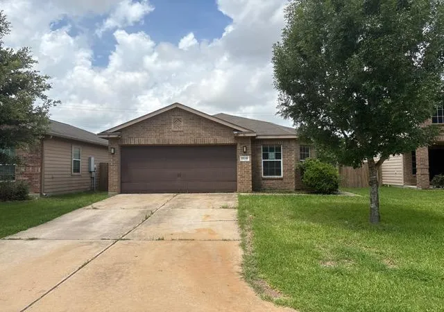 Photo 3 of Single family home for sale at 17135 Osprey Landing Dr, Hockley, TX 77447 | MLS# 98682303 | Listing updated on 2026-08-30