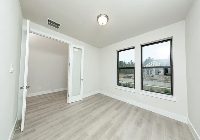 Photo 2 of Single family home for sale at 1935 Langford St, Montgomery, TX 77316 | MLS# 67963834 | Listing updated on 2026-09-11