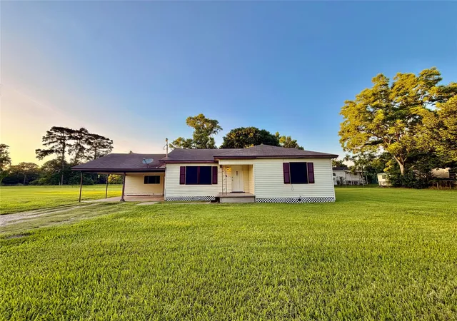 Photo 1 of Single family home for sale at 3723 Beaumont Ave, Liberty, TX 77575 | MLS# 61515621 | Listing updated on 2026-05-15