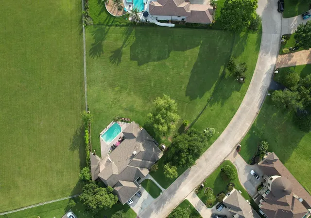 Photo 2 of Land for sale at Tbd White Oak Point, Conroe, TX 77304 | MLS# 78039591 | Listing updated on 2026-05-30