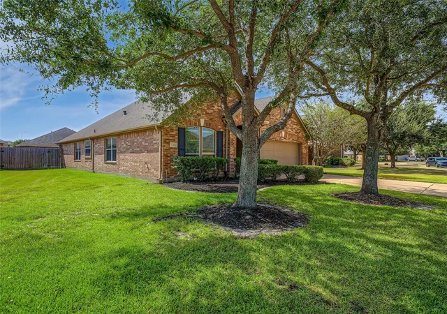 Photo 2 of Single family home for sale at 3210 Sabine Spring Ln, Katy, TX 77449 | MLS# 82389469 | Listing updated on 2026-09-18