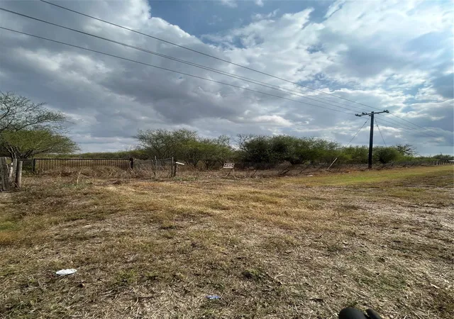 1st image of 10742 10828 Kerr Rd, Hempstead, TX 77445 | MLS# 6673565