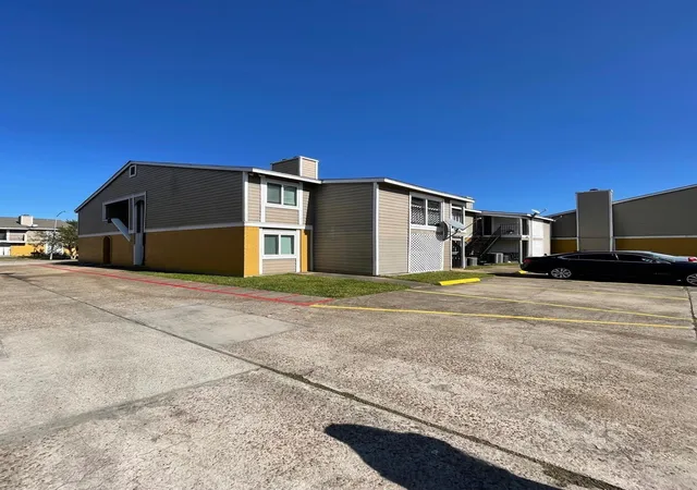 Photo 1 of Multi family home for sale at 12531 Ashford Meadow Dr, Houston, TX 77082 | MLS# 2259032 | Listing updated on 2026-07-16