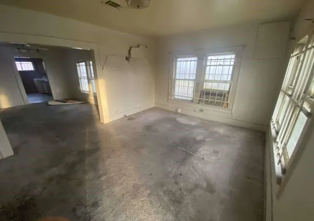 4th image of 2805 Brackenridge St, Houston, TX 77026 | MLS# 21290405