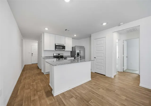 5th image of 11909 Sweet Apple Ln, Houston, TX 77048 | MLS# 29491409