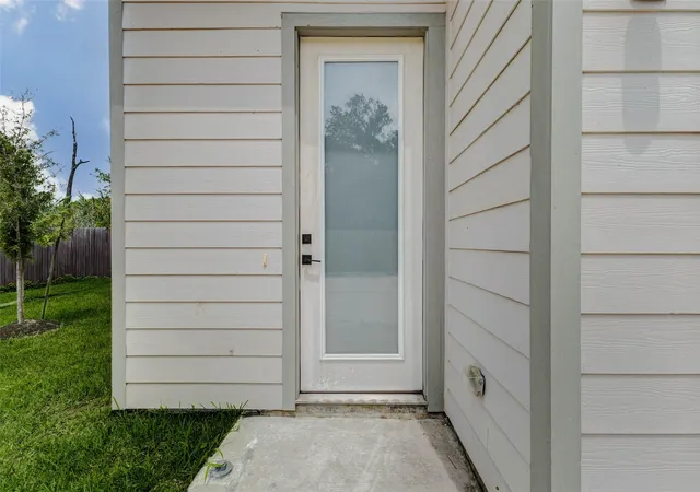 2nd image of 5727 Elysium St, Houston, TX 77091 | MLS# 27064357