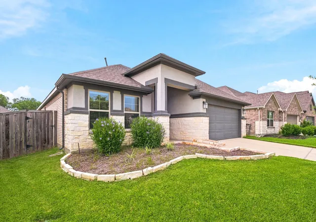 Photo 2 of Single family home for sale at 19218 Jenny Crk Ct, Tomball, TX 77377 | MLS# 93229337 | Listing updated on 2026-08-27
