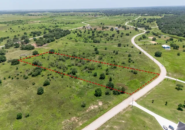 4th image of 4607 Teal Ln, Columbus, TX 78934 | MLS# 80553000
