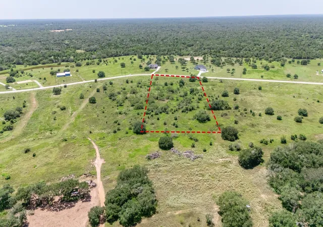 5th image of 4607 Teal Ln, Columbus, TX 78934 | MLS# 80553000