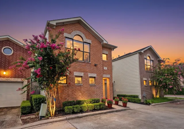Photo 1 of Single family home for sale at 5951 S Loop E #10, Houston, TX 77033 | MLS# 91441330 | Listing updated on 2026-07-23