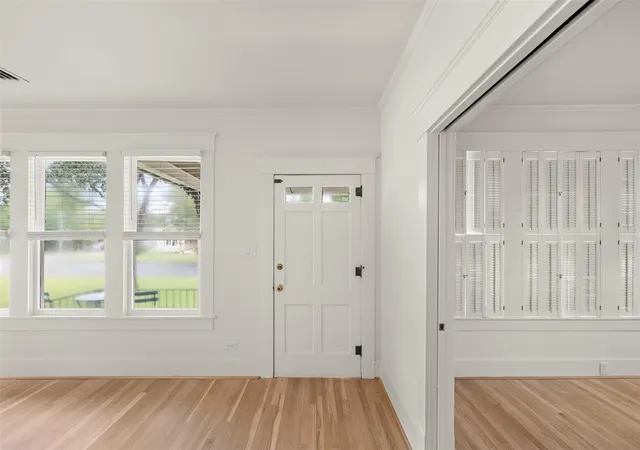 4th image of 918 S Madison St, La Grange, TX 78945 | MLS# 30689787