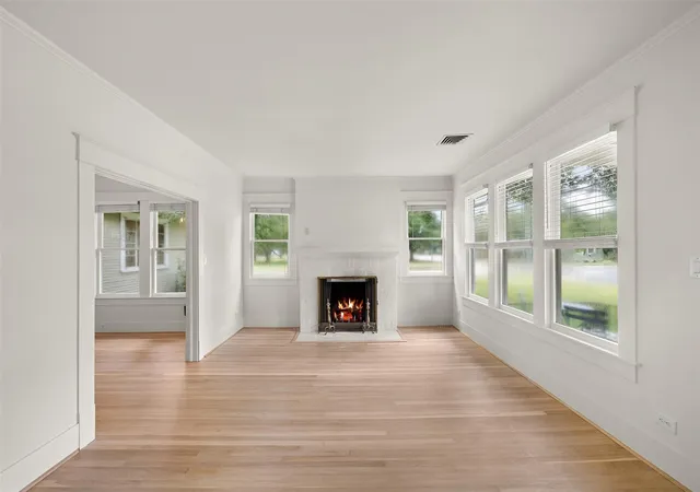 5th image of 918 S Madison St, La Grange, TX 78945 | MLS# 30689787