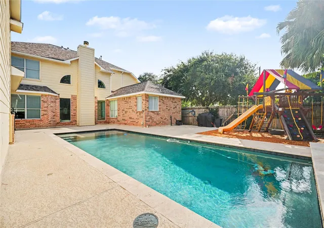 Photo 3 of Single family home for sale at 1626 Old Orchard Ln, Seabrook, TX 77586 | MLS# 45970009 | Listing updated on 2026-09-20