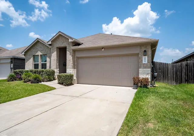 Photo 2 of Single family home for sale at 20819 Olive Leaf St, New Caney, TX 77357 | MLS# 96629298 | Listing updated on 2026-09-27