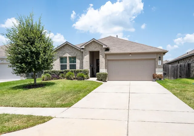 Photo 3 of Single family home for sale at 20819 Olive Leaf St, New Caney, TX 77357 | MLS# 96629298 | Listing updated on 2026-09-27
