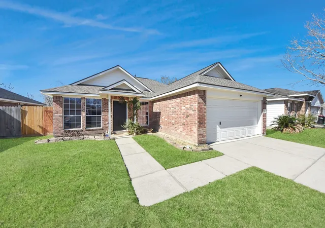 Homes for sale in Baytown, TX | 3223 Red Cedar Dr, Baytown, TX 77521 | MLS# 83691139