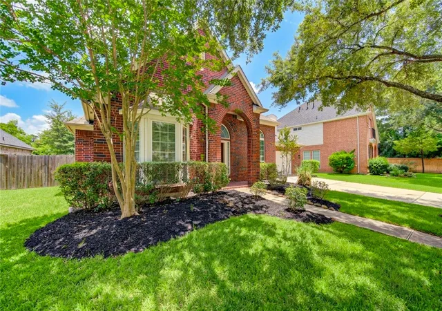 Photo 3 of Single family home for sale at 14514 Mist Crk Ln, Humble, TX 77396 | MLS# 18876174 | Listing updated on 2026-08-18