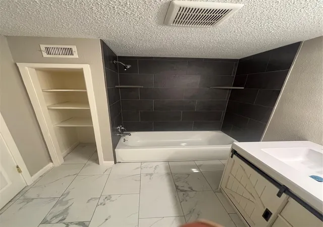 13th image of 2213 Matthews St, Bay City, TX 77414 | MLS# 57934012