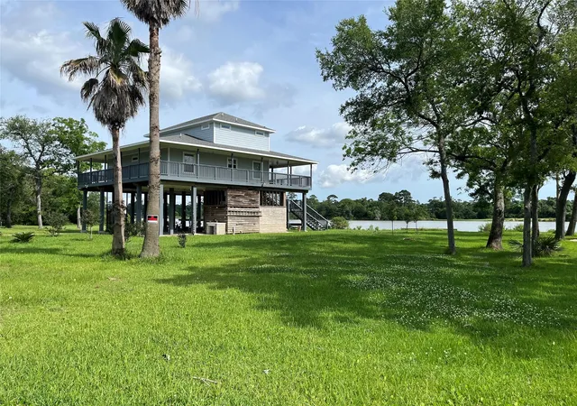 Photo 1 of Sale Pending at 21511 Rio Villa Dr S, Houston, TX 77049 | MLS# 64263487 | Listing updated on 2026-09-17