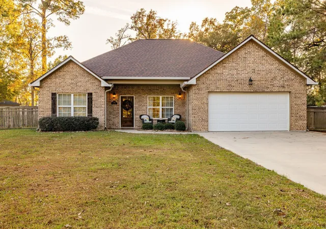 1st image of 203 Lariat Ln, Livingston, TX 77351 | MLS# 69288418