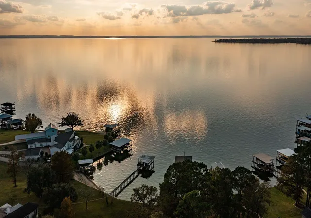 5th image of 203 Lariat Ln, Livingston, TX 77351 | MLS# 69288418