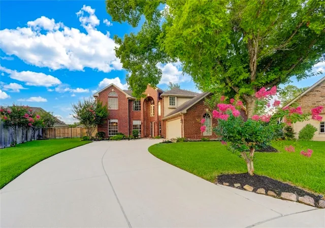 2nd image of 3211 Hickory Grove Ln, Pearland, TX 77584 | MLS# 94019399