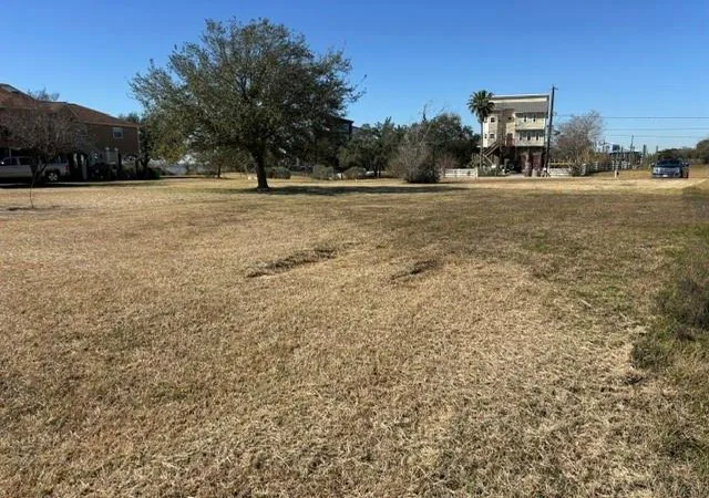 Photo 4 of Land for sale at 222 Rueorleans St, Baytown, TX 77520 | MLS# 78096485 | Listing updated on 2026-08-08