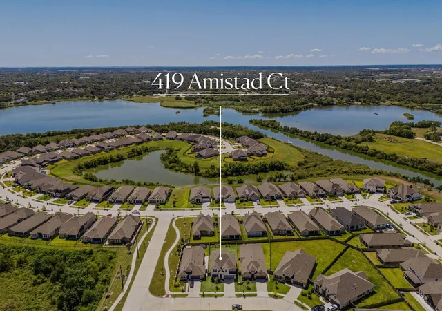 3rd image of 419 Amistad Ct, Webster, TX 77598 | MLS# 62100487