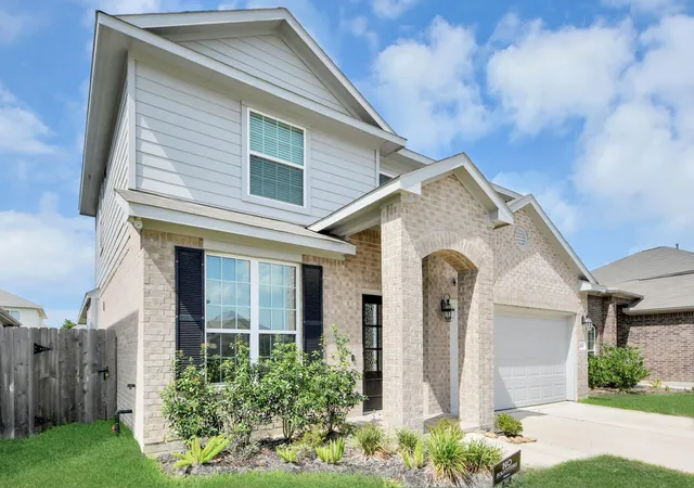 Photo 3 of Single family home for sale at 7814 Ruth Ravine Ct, Spring, TX 77379 | MLS# 4685103 | Listing updated on 2026-09-04