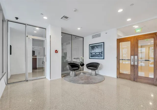 4th image of 3614 Montrose Blvd, Houston, TX 77006