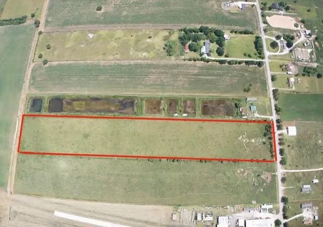 Photo 3 of Land for sale at 212 County Rd, Angleton, TX 77515 | MLS# 15529377 | Listing updated on 2026-09-09