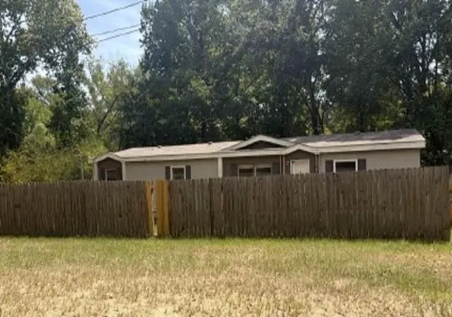 Photo 1 of Single family home for sale at 18211 County Rd 2195, Whitehouse, TX 75791 | MLS# 84980556 | Listing updated on 2026-09-01