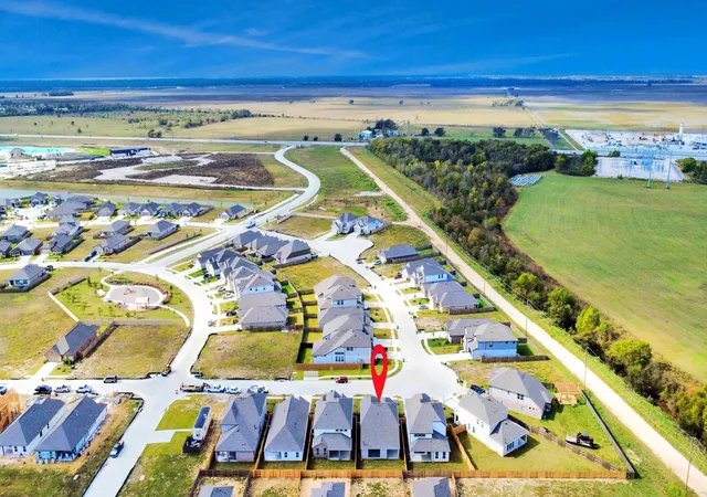 Photo 3 of Sale Pending at 19 Knight Byp Dr, Dayton, TX 77535 | MLS# 12814948 | Listing updated on 2026-08-28