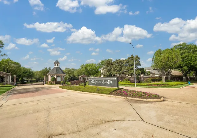 39th image of 907 Enclave Lake Dr, Houston, TX 77077 | MLS# 39929503
