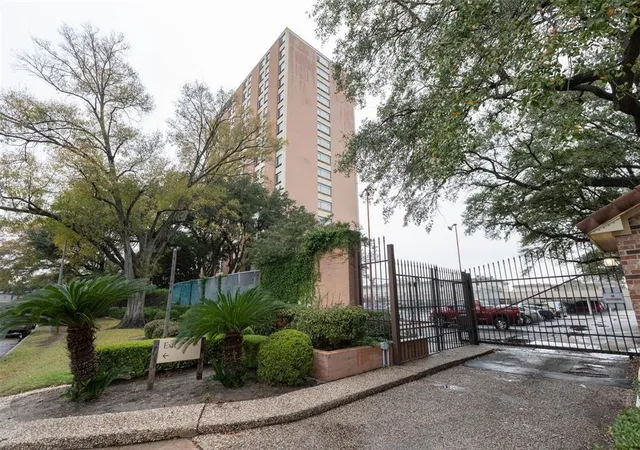 1st image of 7520 Hornwood Dr #808, Houston, TX 77036 | MLS# 91925641