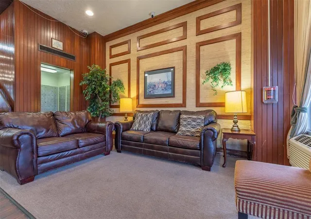 4th image of 7520 Hornwood Dr #808, Houston, TX 77036 | MLS# 91925641