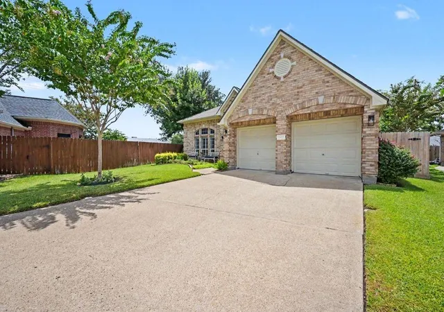 3rd image of 1602 Wellington Wy, Houston, TX 77055 | MLS# 66706386
