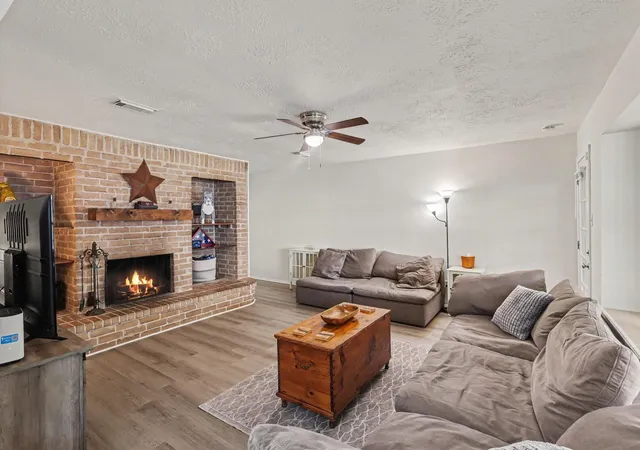 5th image of 4522 Enchantedgate Dr, Spring, TX 77373 | MLS# 62463598