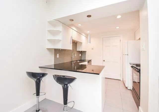 1st image of 1829 Augusta Dr, Houston, TX 77057
