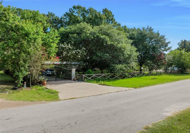 24th image of 21230 Meadowview Ln, Tomball, TX 77377 | MLS# 63282080
