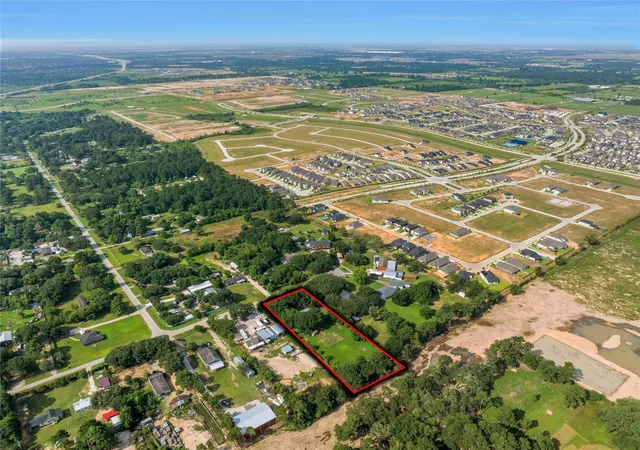 3rd image of 21230 Meadowview Ln, Tomball, TX 77377 | MLS# 63282080