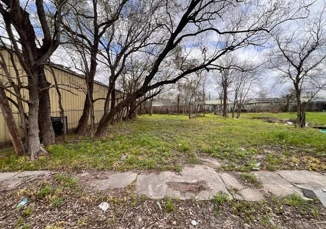 Photo 2 of Land for sale at 3215 Newhoff St, Houston, TX 77026 | MLS# 56916546 | Listing updated on 2026-08-04