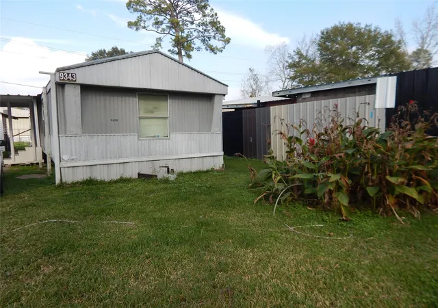 3rd image of 9343 Greens Rd, Humble, TX 77396 | MLS# 67028666