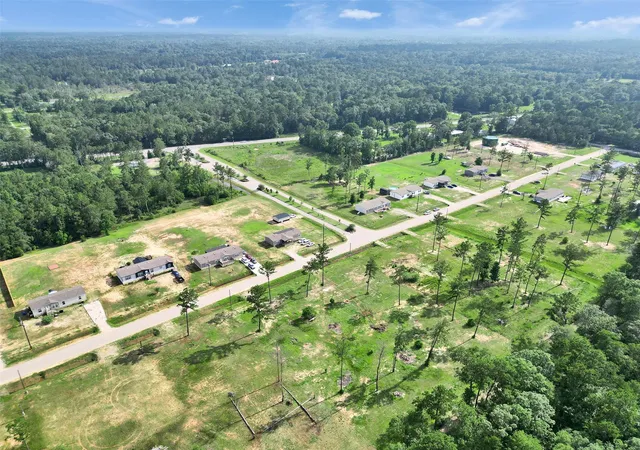 Photo 3 of Land for sale at 20043 Kincaid Dr, Conroe, TX 77306 | MLS# 3678589 | Listing updated on 2026-08-28