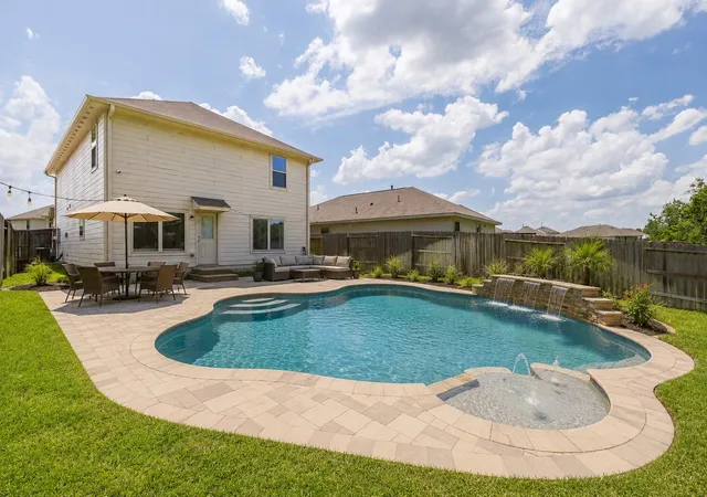 2nd image of 19539 Manduca Dr, New Caney, TX 77357 | MLS# 22009399