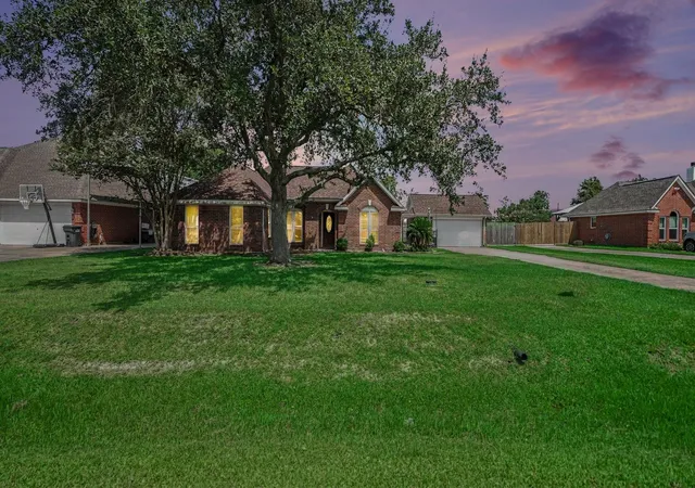 Photo 1 of Single family home for sale at 3119 Kathleen Dr, Mont Belvieu, TX 77523 | MLS# 65627484 | Listing updated on 2026-09-15