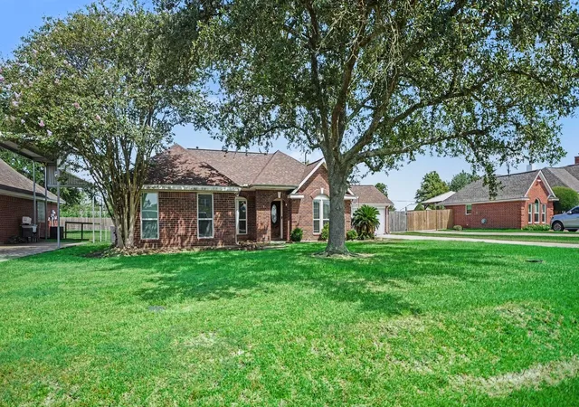 Photo 2 of Single family home for sale at 3119 Kathleen Dr, Mont Belvieu, TX 77523 | MLS# 65627484 | Listing updated on 2026-09-15