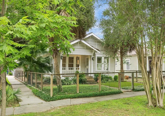 Homes for sale in Houston, TX | 1201 Tulane St, Houston, TX 77008 | MLS# 30166212