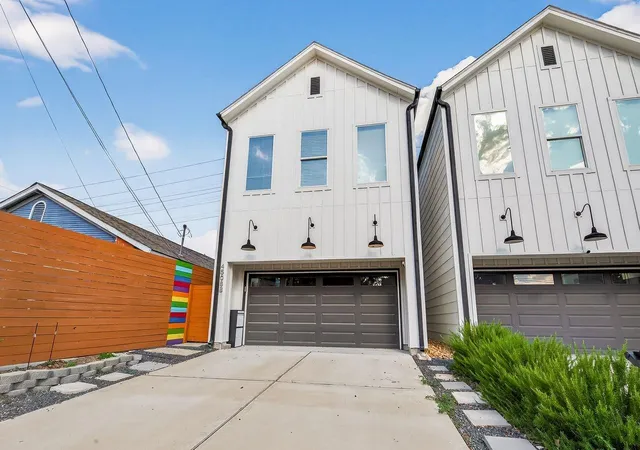 2nd image of 4508 Hardy St #B, Houston, TX 77009 | MLS# 29224510